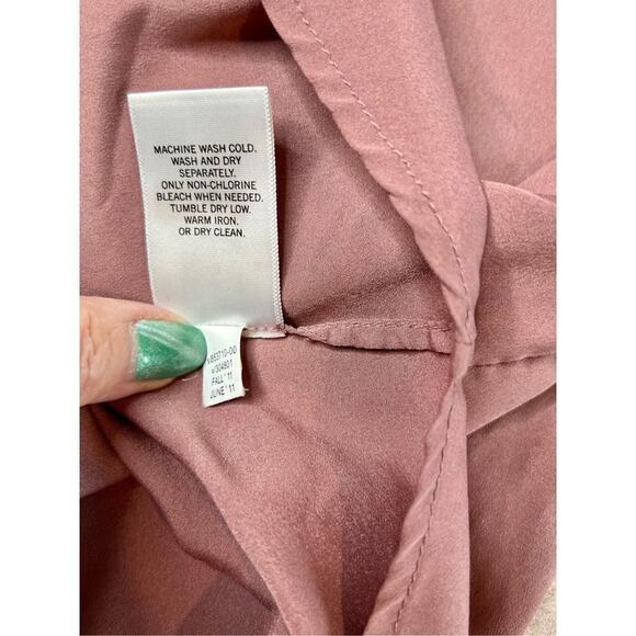 Banana Republic Pink Rose Embellished Tunic Blouse SMALL Bohemian Urban Feinine - Picture 9 of 11